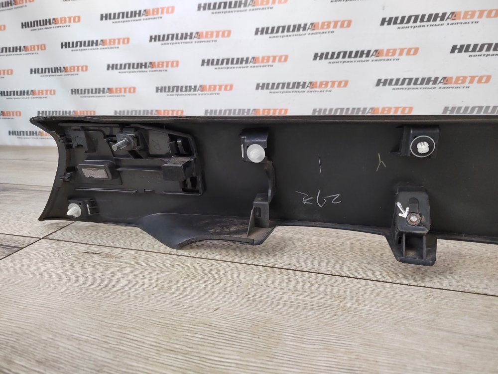 Накладка крышки багажника, 2000 рублей, Москва