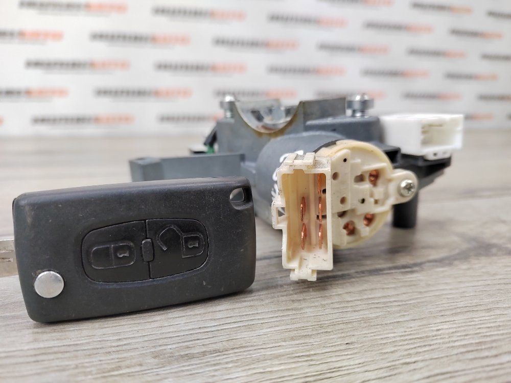 Замок зажигания, 2000 рублей, Москва