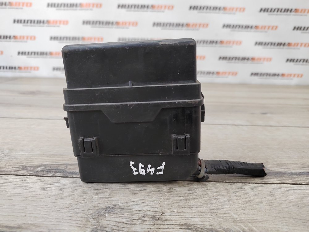 Блок предохранителей под капот, 950 рублей, Москва