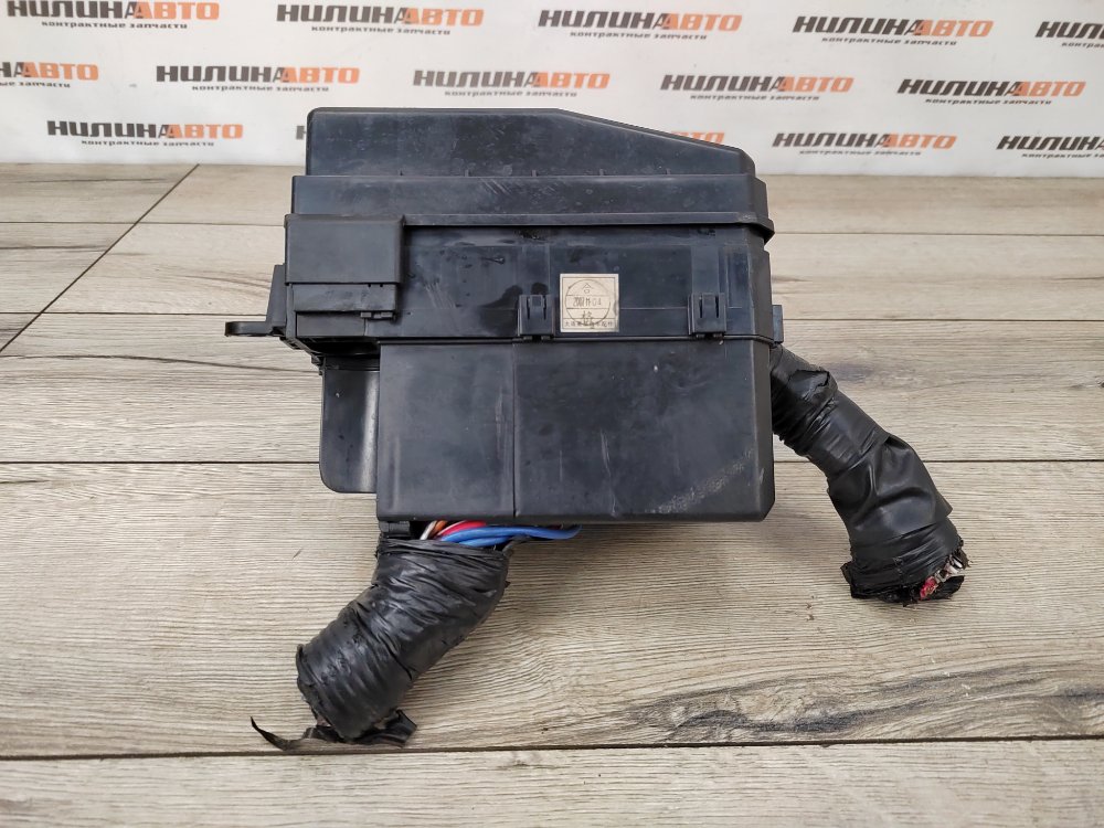 Блок предохранителей под капот, 1000 рублей, Москва