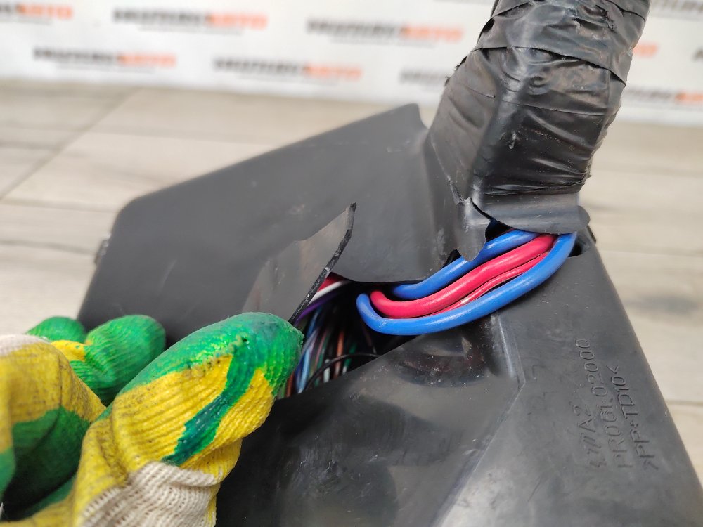 Блок предохранителей под капот, 1000 рублей, Москва