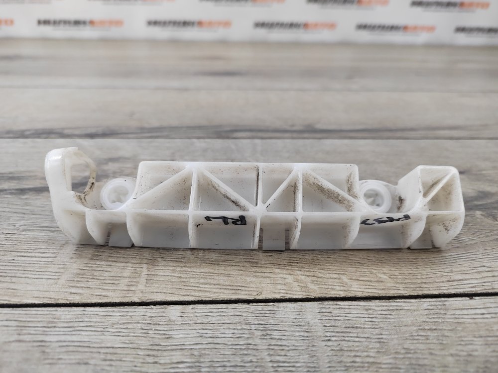 Кронштейн бампера, 700 рублей, Москва