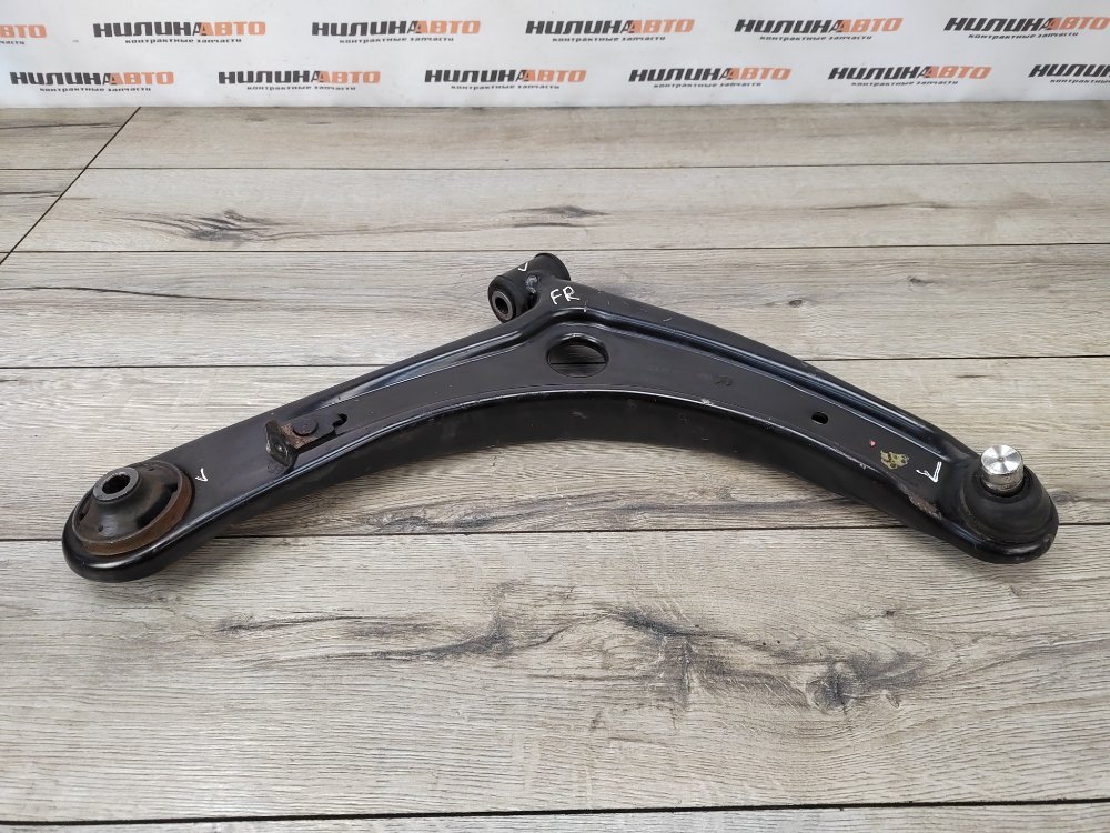 Рычаг передний нижний, 2000 рублей, Москва