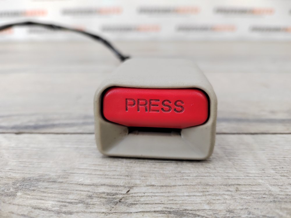 Замок ремня безопасности, 1000 рублей, Москва