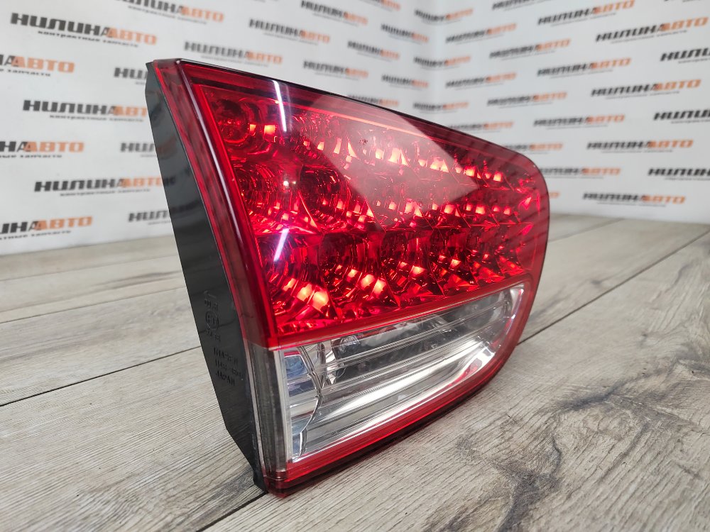 Фонарь в крышку багажника, 3200 рублей, Москва