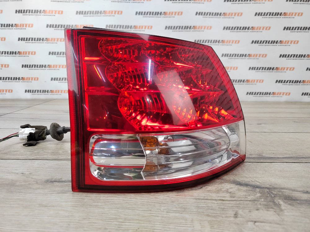 Фонарь в крыло, 11000 рублей, Москва