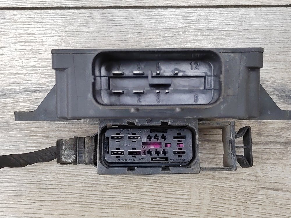 Стабилизатор напряжения, 500 рублей, Москва