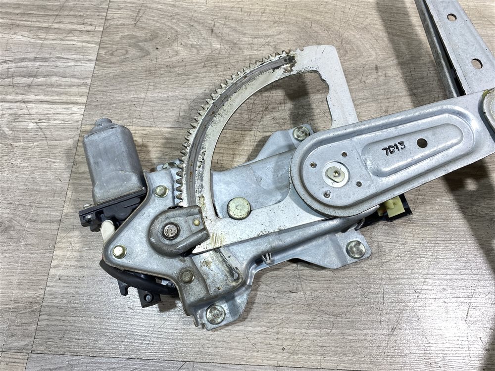 Стеклоподъемник, 750 рублей, Севастополь