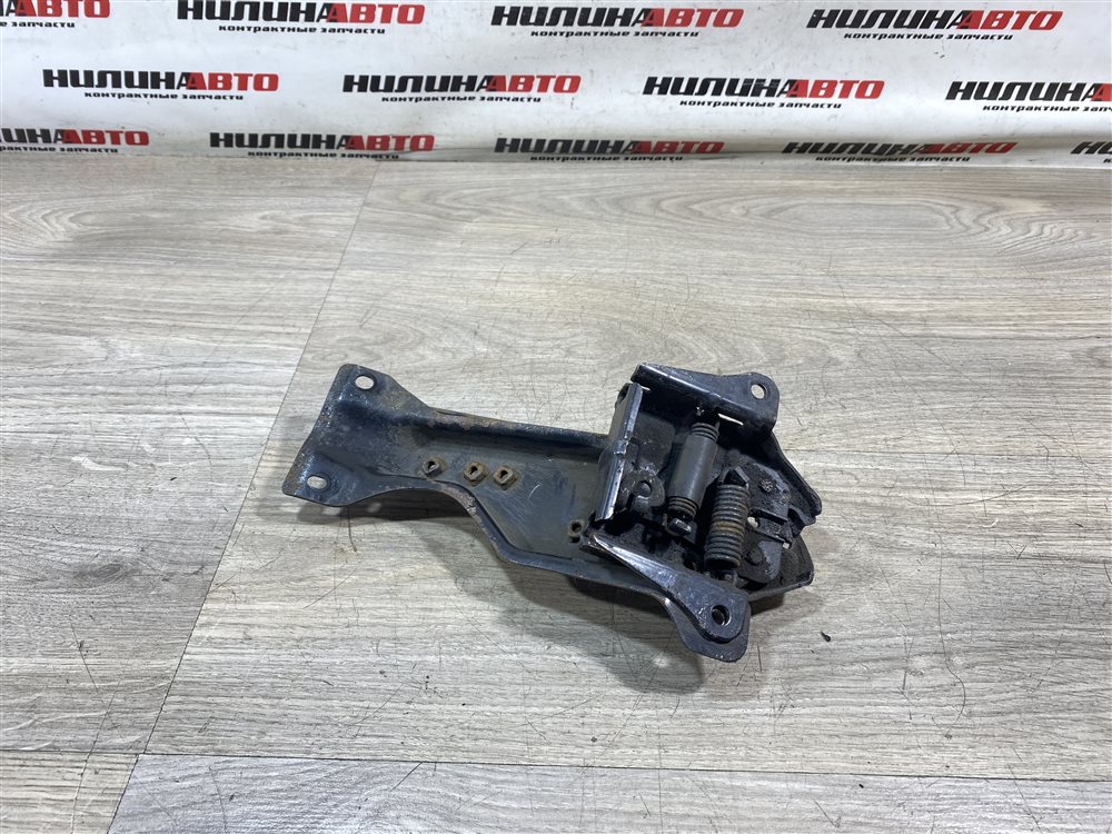 Замок капота, 1000 рублей, Севастополь