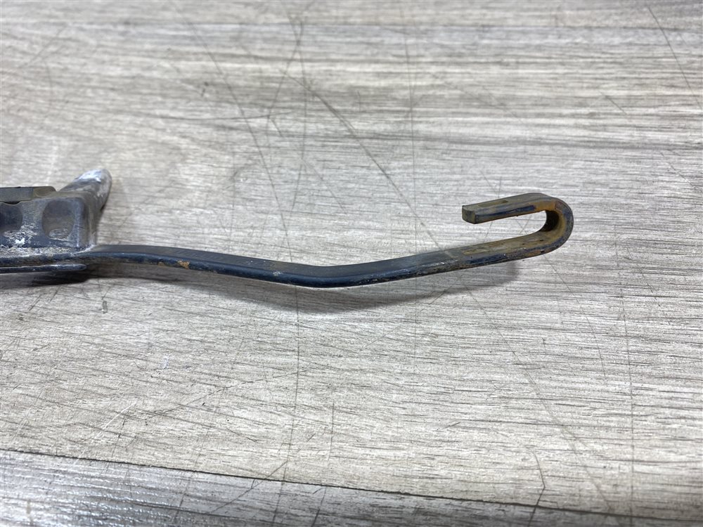 Поводок стеклоочистителя, 1500 рублей, Севастополь