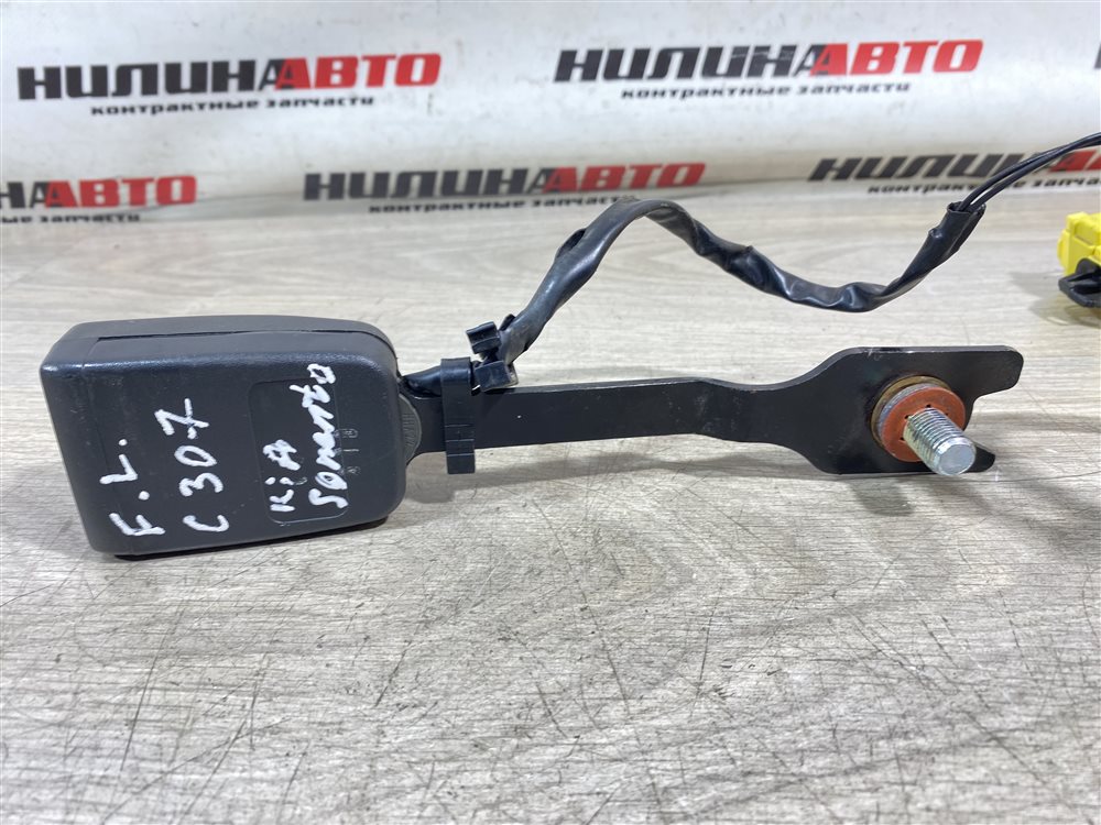 Замок ремня безопасности, 1000 рублей, Севастополь