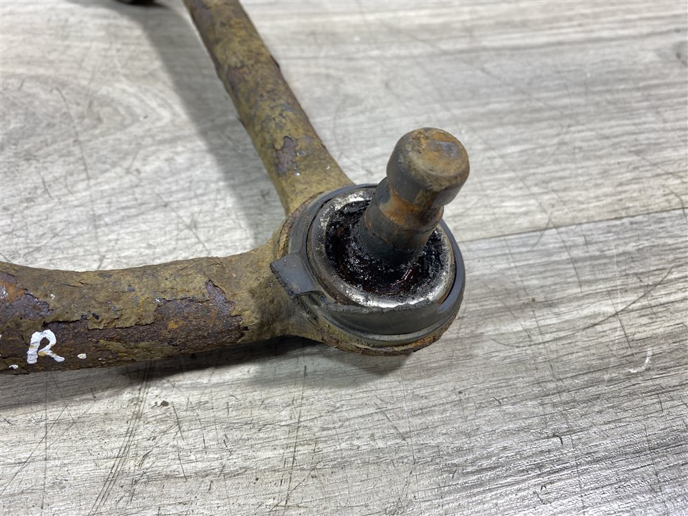 Рычаг передний верхний, 2000 рублей, Севастополь