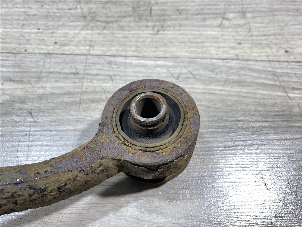 Рычаг передний верхний, 2000 рублей, Севастополь