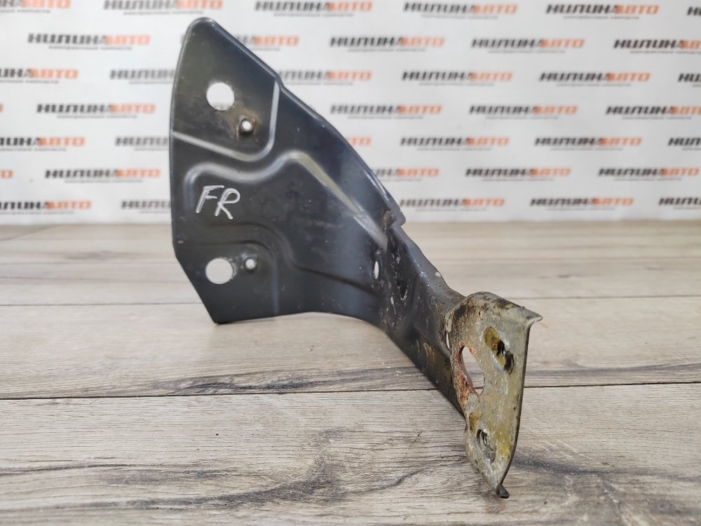 Кронштейн крыла, 1000 рублей, Москва