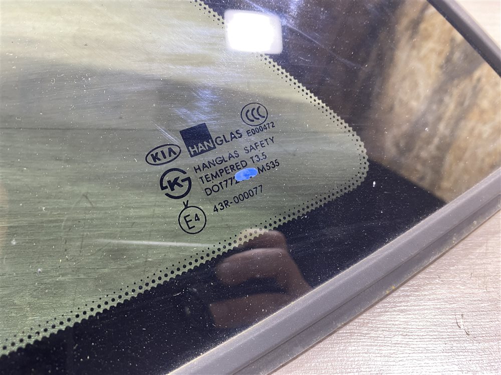 Стекло глухое кузова, 1000 рублей, Севастополь