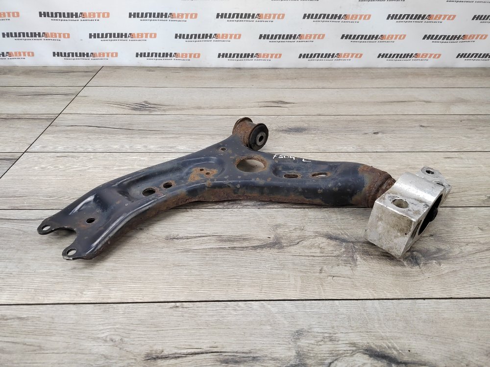 Рычаг передний нижний, 2000 рублей, Москва