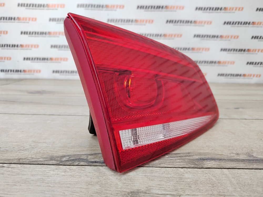 Фонарь в крышку багажника, 1700 рублей, Москва