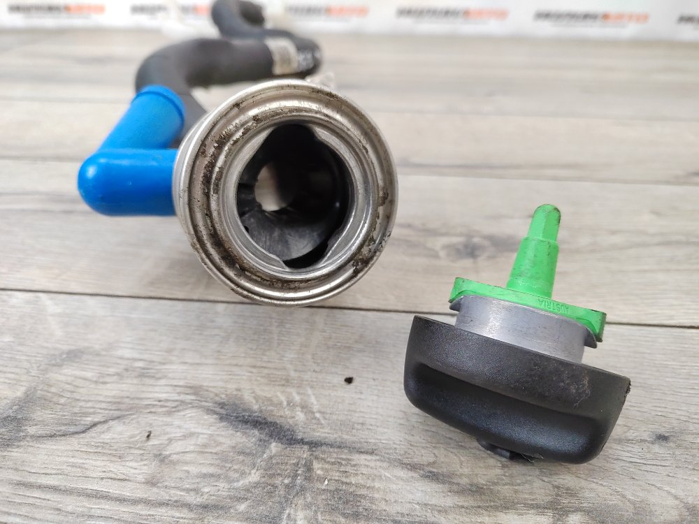 Горловина топливного бака, 2500 рублей, Москва