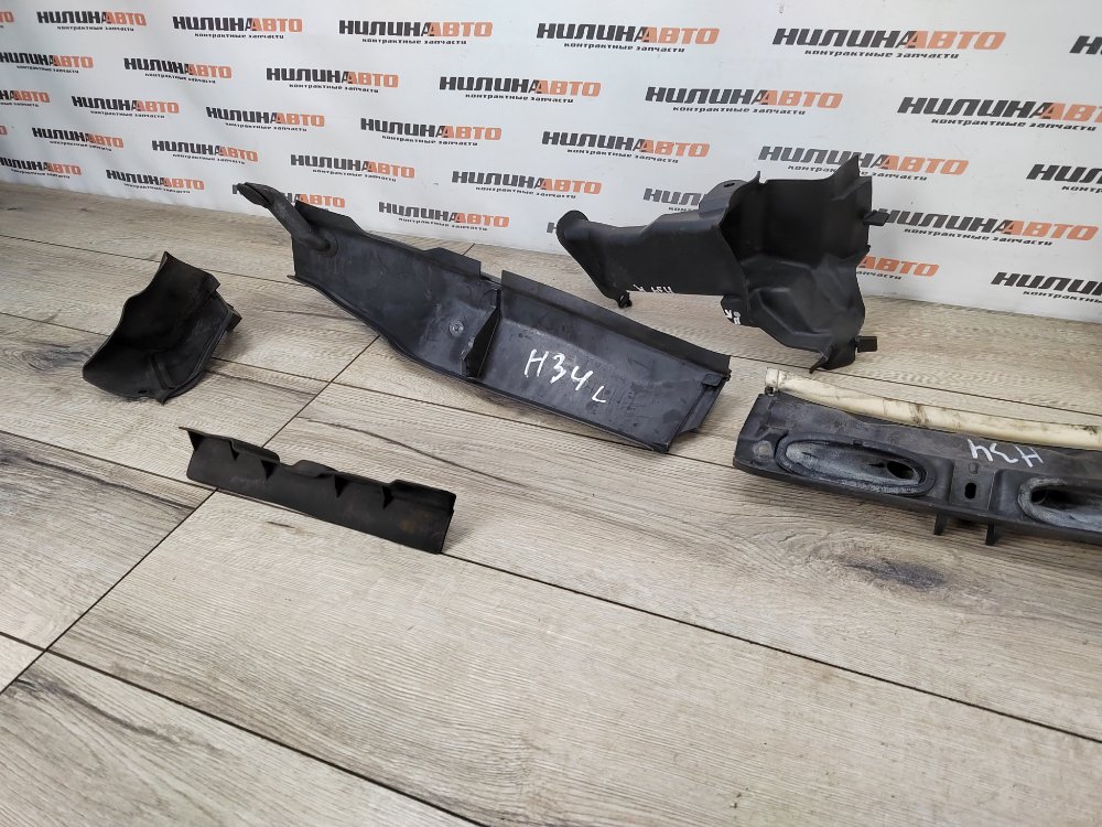 Жабо, 5000 рублей, Москва