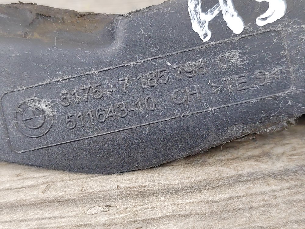 Жабо, 5000 рублей, Москва