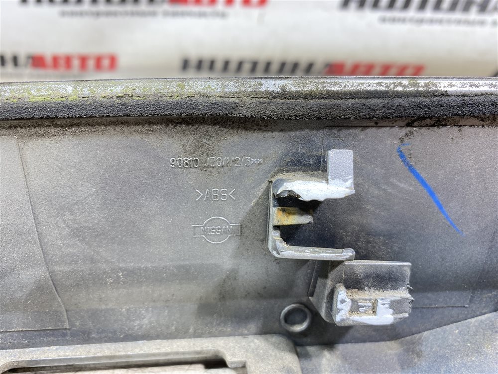 Накладка крышки багажника, 2000 рублей, Севастополь