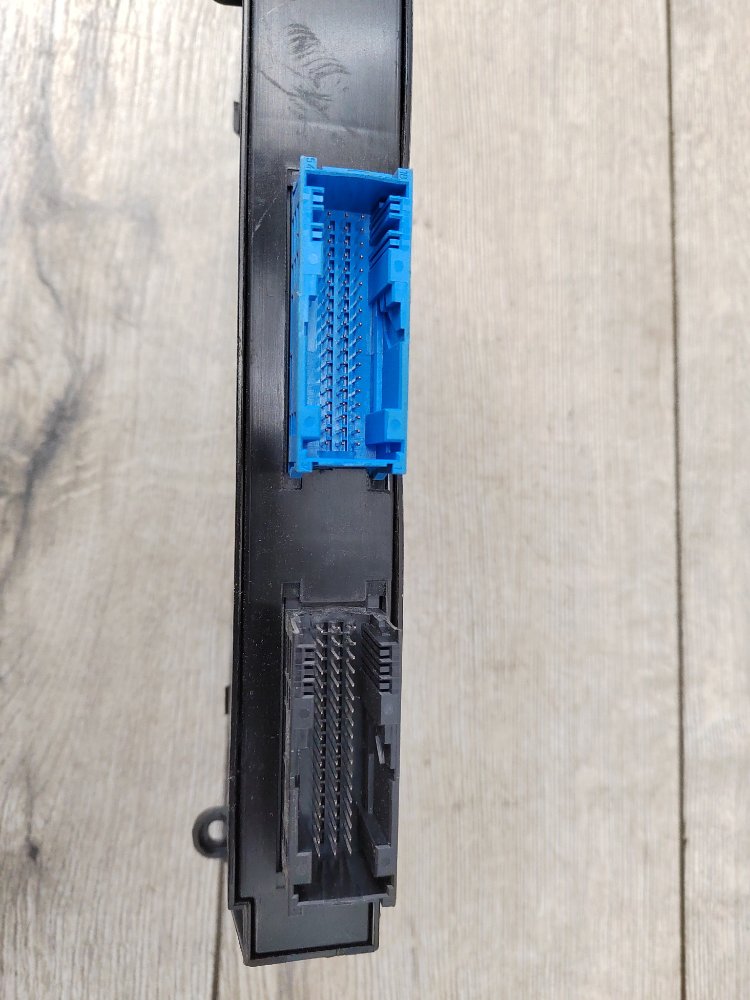 Блок электронный, 2500 рублей, Москва