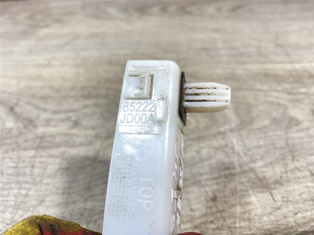 Кронштейн бампера, 500 рублей, Севастополь