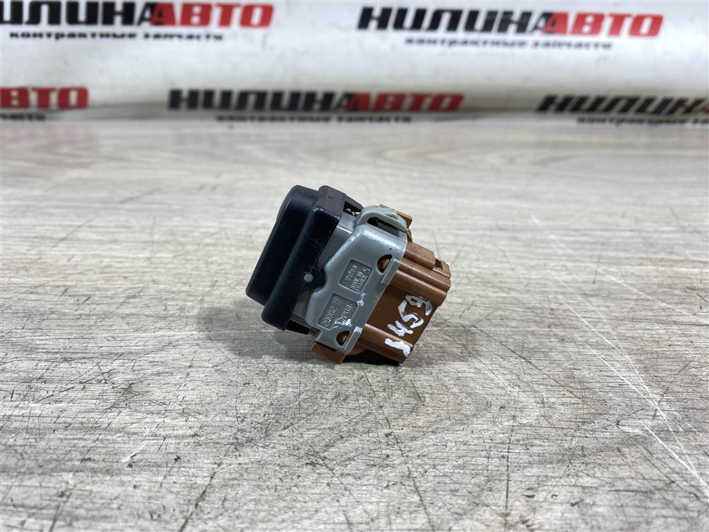 Кнопка обогрева сидений, 500 рублей, Севастополь