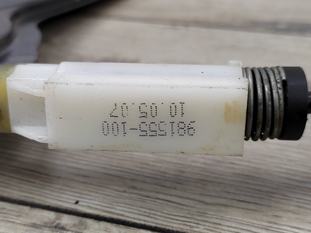 Стеклоподъемник, 2500 рублей, Москва