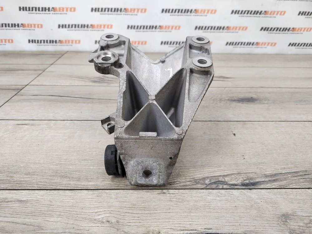 Кронштейн двигателя, 1100 рублей, Москва