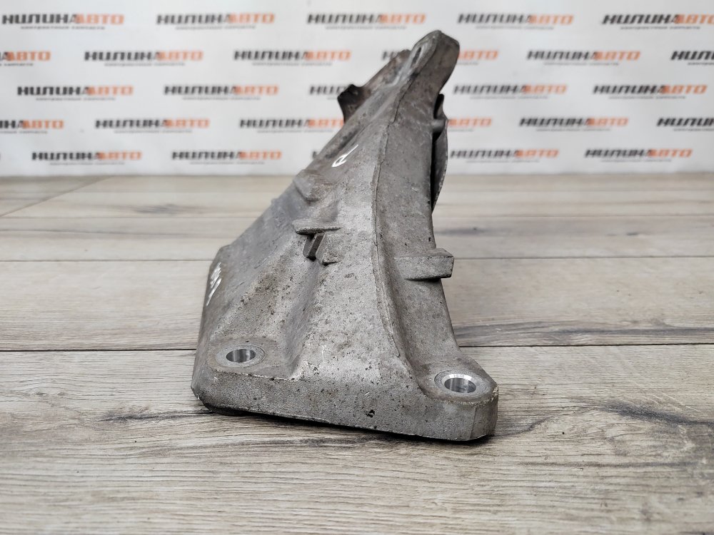 Кронштейн двигателя, 1100 рублей, Москва