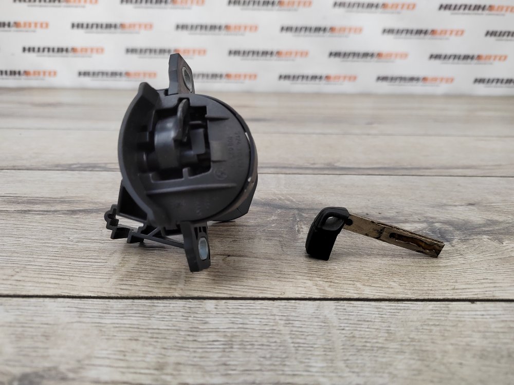 Личинка замка багажника, 1500 рублей, Москва