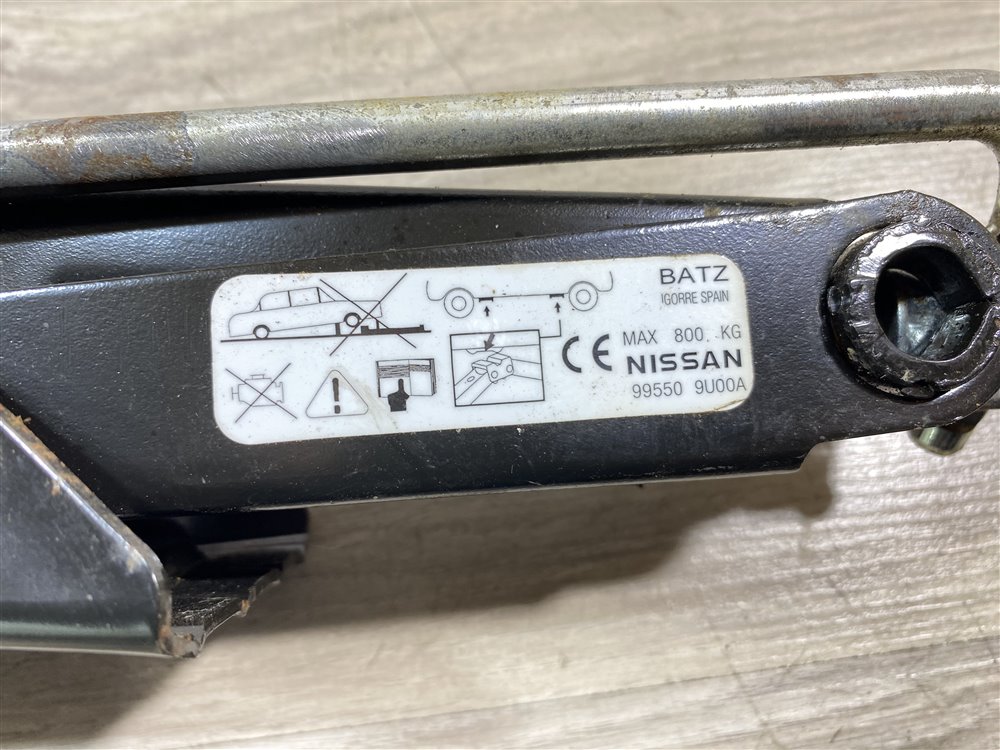 Домкрат, 2500 рублей, Севастополь