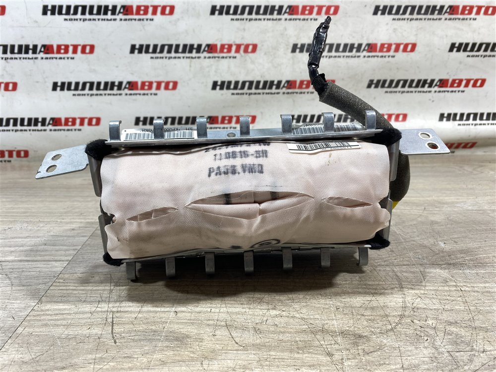 Подушка безопасности в торпедо, 2000 рублей, Севастополь