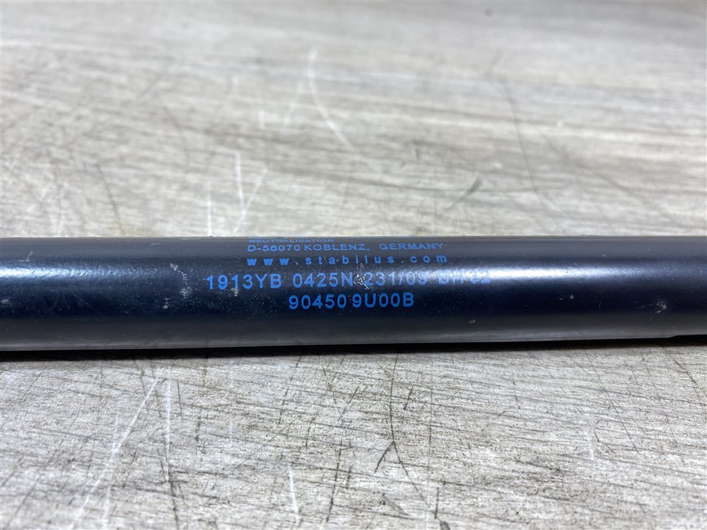 Амортизатор крышки багажника, 500 рублей, Севастополь