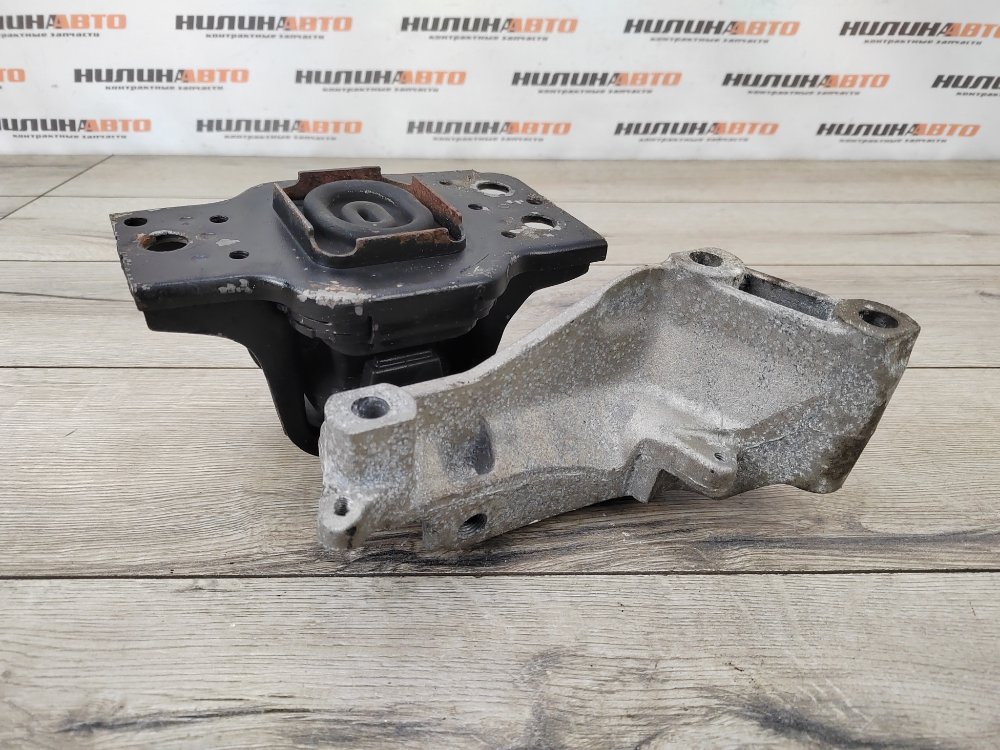 Подушка двигателя, 2400 рублей, Москва