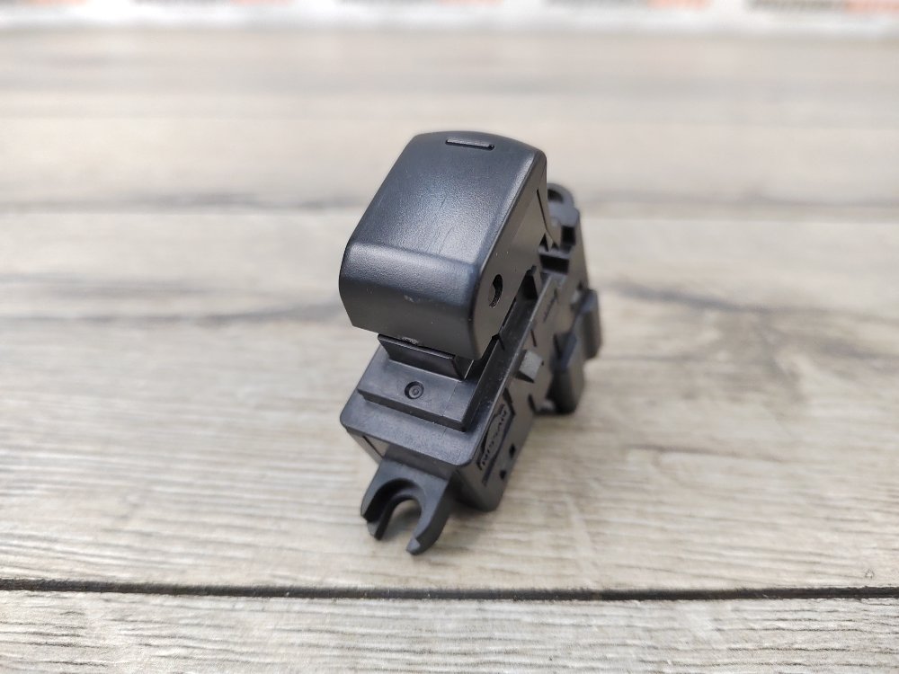 Кнопка стеклоподъемника, 400 рублей, Москва