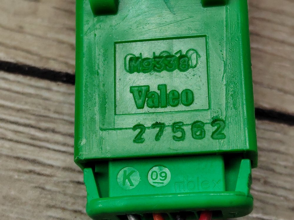 Кнопка, 400 рублей, Москва