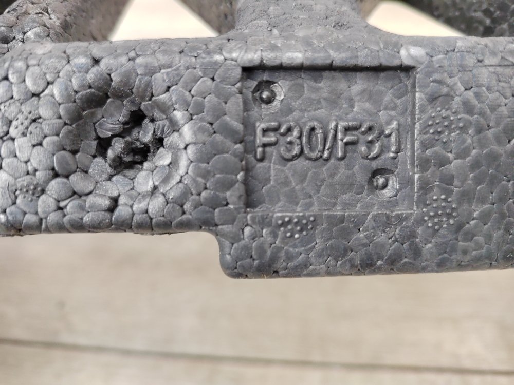 Абсорбер бампера, 2300 рублей, Москва