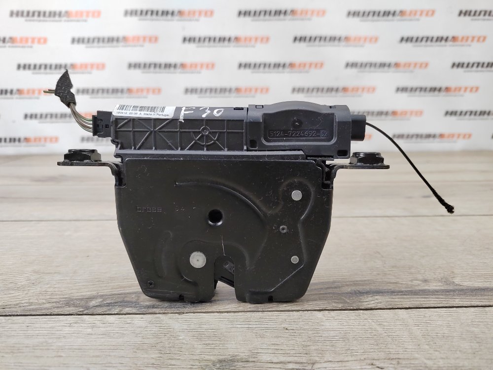 Замок крышки багажника, 1200 рублей, Москва