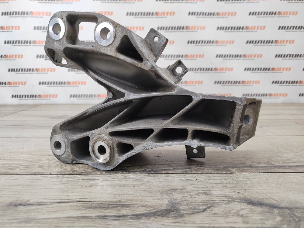 Кронштейн двигателя, 1500 рублей, Москва