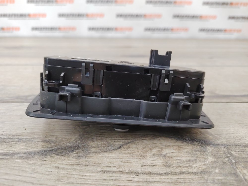 Блок управления светом, 1000 рублей, Москва