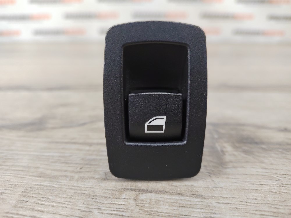 Кнопка стеклоподъемника, 200 рублей, Москва