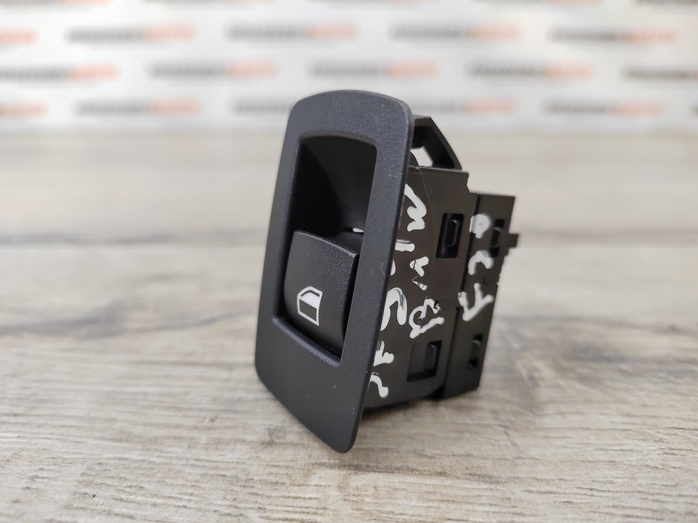 Кнопка стеклоподъемника, 200 рублей, Москва