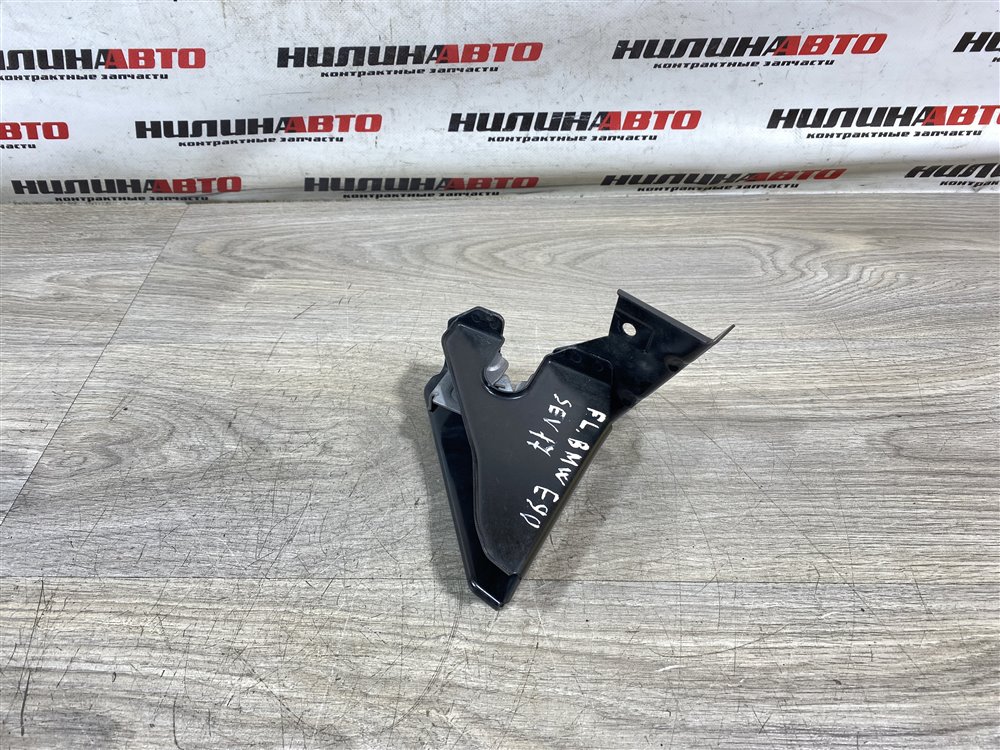 Замок капота, 500 рублей, Севастополь