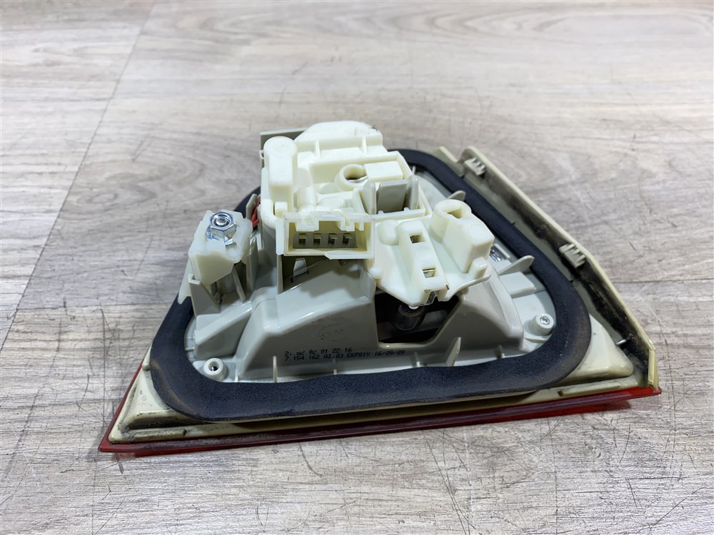 Фонарь в крышку багажника, 2000 рублей, Севастополь