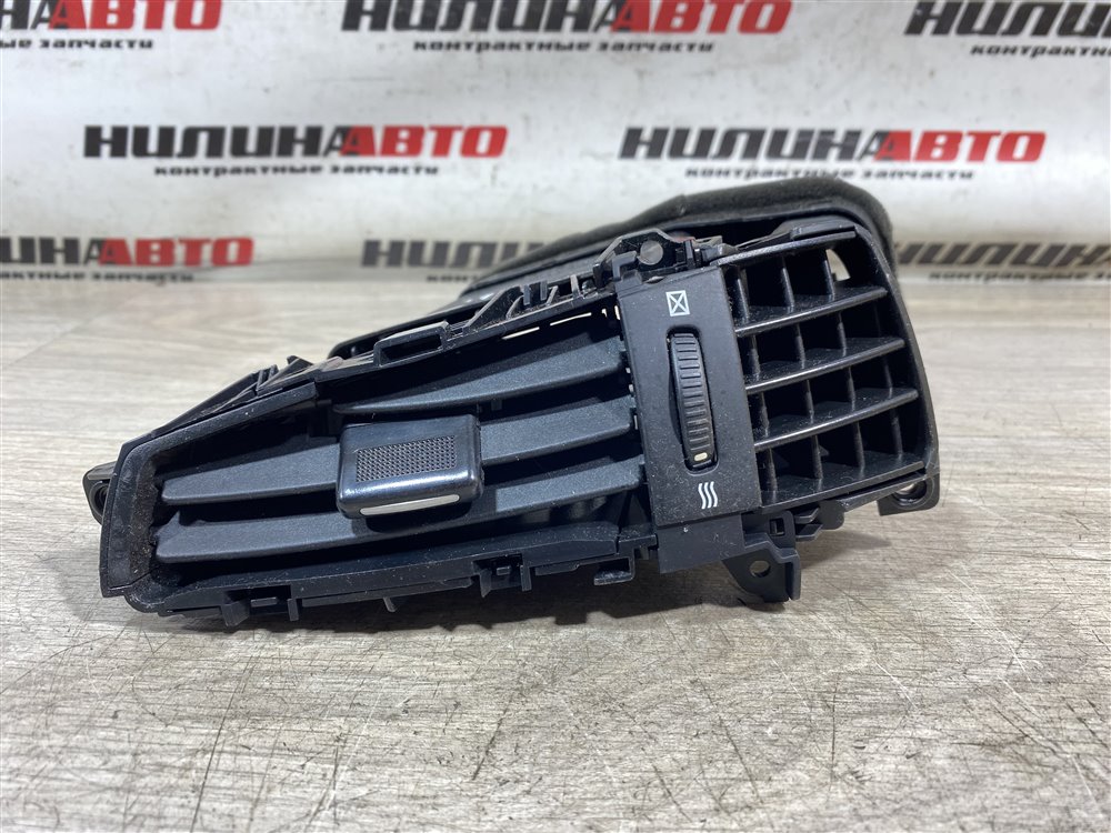 Дефлектор в торпедо центральный, 1000 рублей, Севастополь