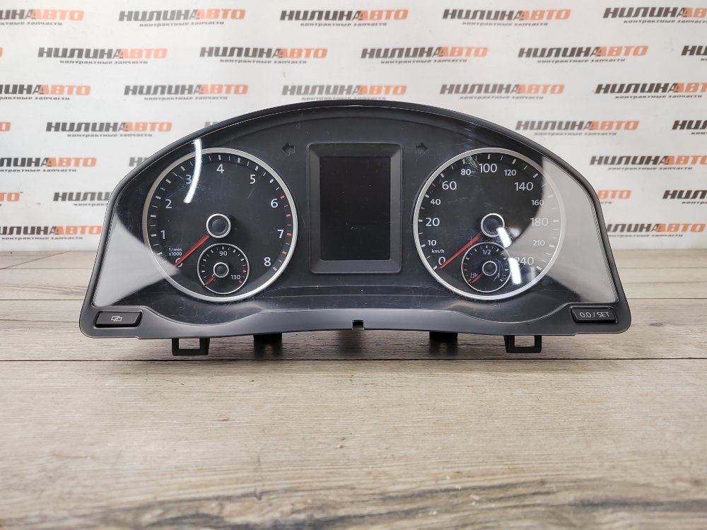 Панель приборов, 4000 рублей, Москва