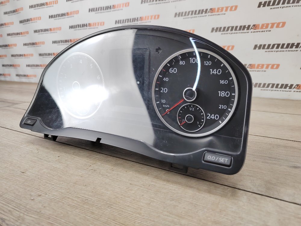 Панель приборов, 4000 рублей, Москва