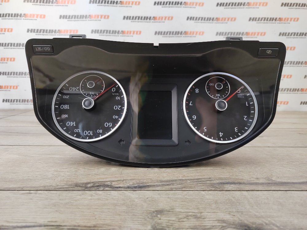 Панель приборов, 4000 рублей, Москва